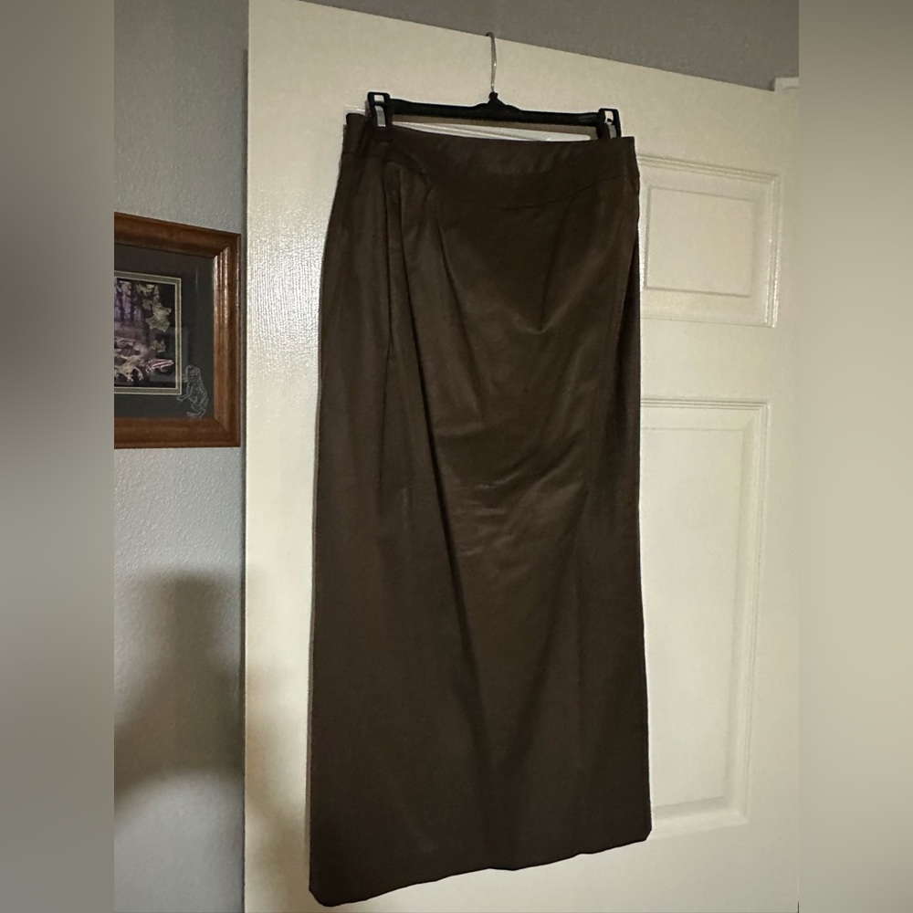 Beautiful silk/cotton blend stretch floor length skirt